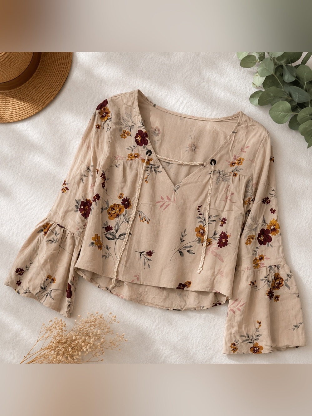 Saltwater Luxe Lovestruck Floral Bell Sleeve Boho Top Small NWT